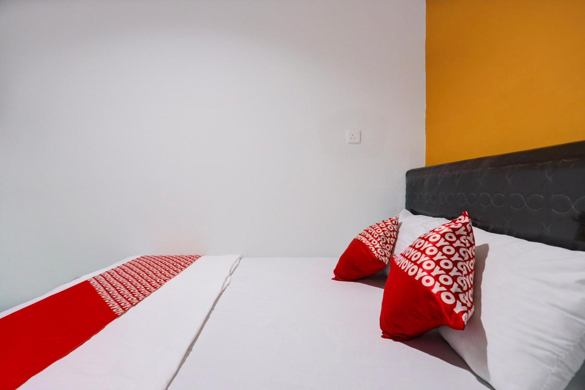 Super Oyo Capital O 93076 Batam Backpacker Guesthouse 2 Pembunuh Екстериор снимка