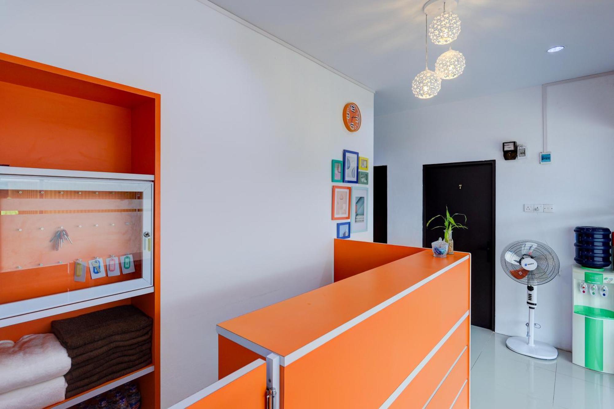 Super Oyo Capital O 93076 Batam Backpacker Guesthouse 2 Pembunuh Екстериор снимка