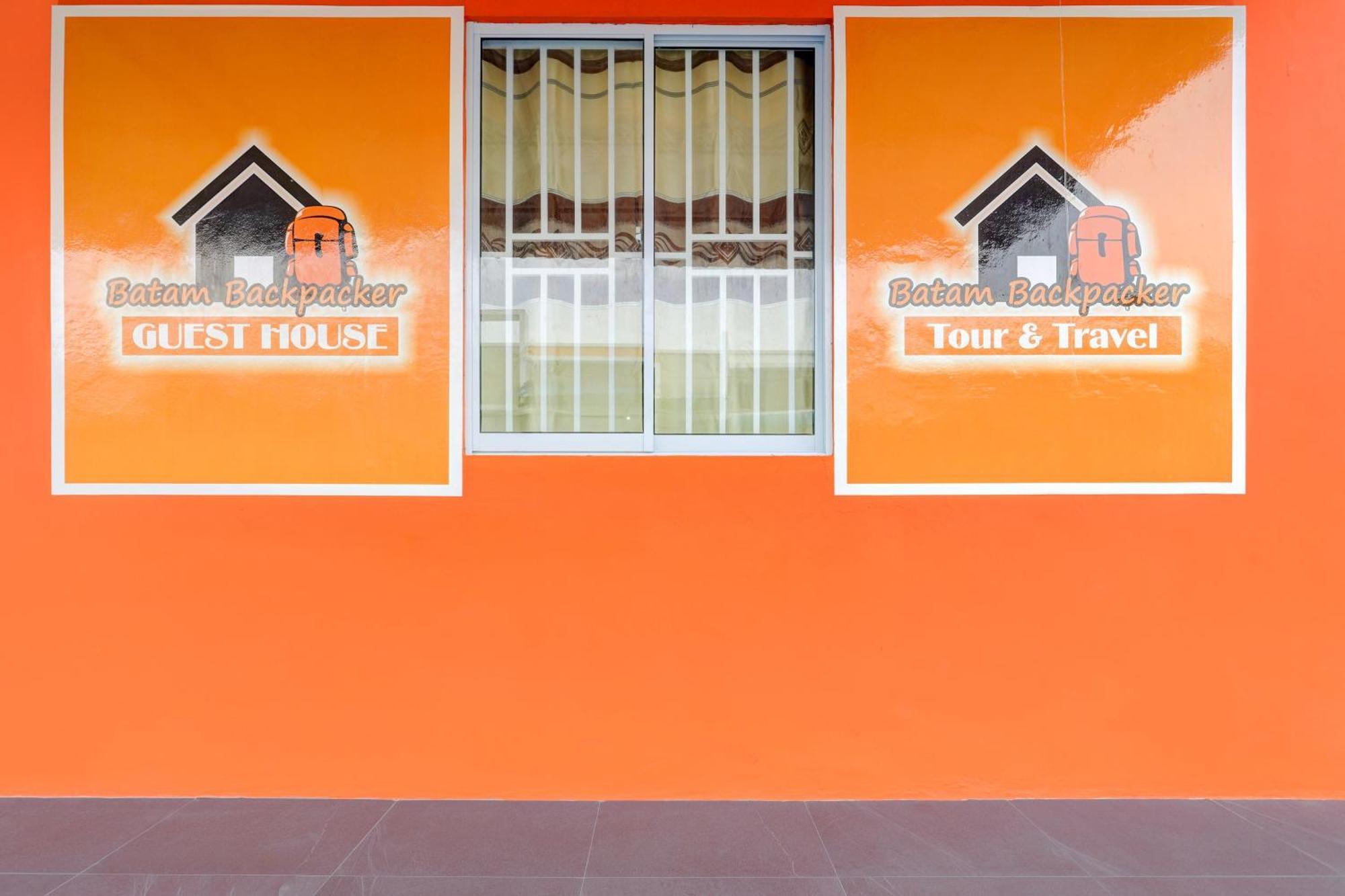Super Oyo Capital O 93076 Batam Backpacker Guesthouse 2 Pembunuh Екстериор снимка