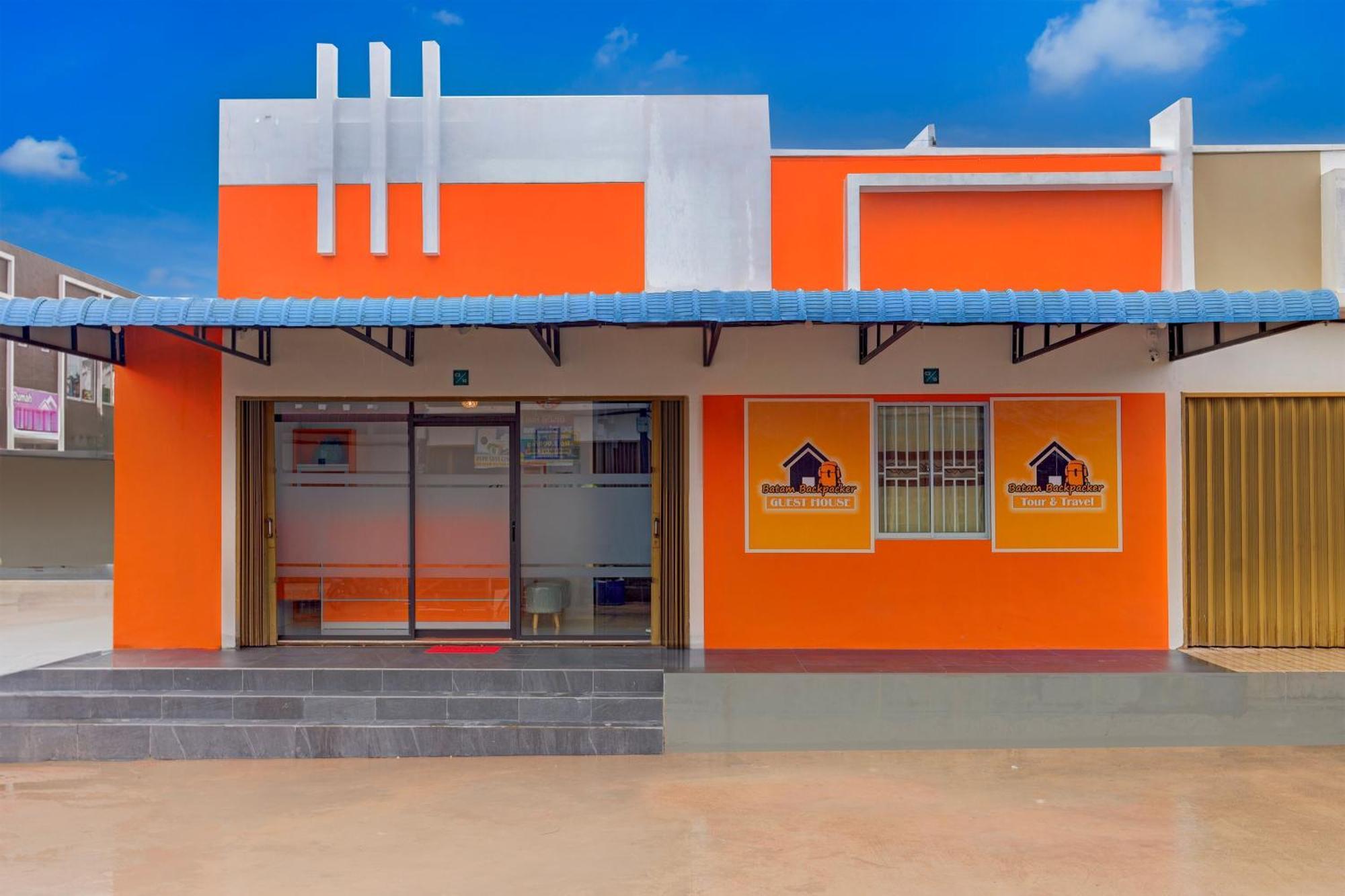 Super Oyo Capital O 93076 Batam Backpacker Guesthouse 2 Pembunuh Екстериор снимка