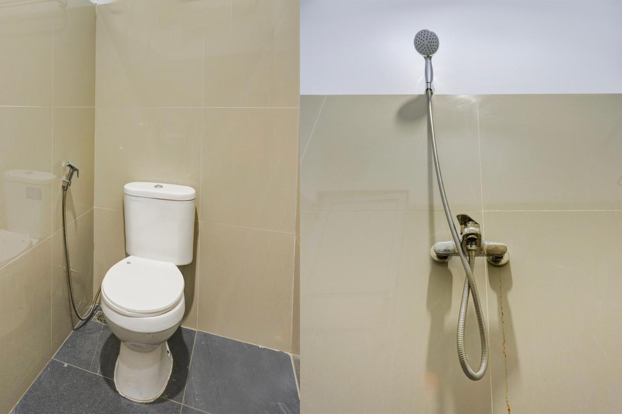 Super Oyo Capital O 93076 Batam Backpacker Guesthouse 2 Pembunuh Екстериор снимка