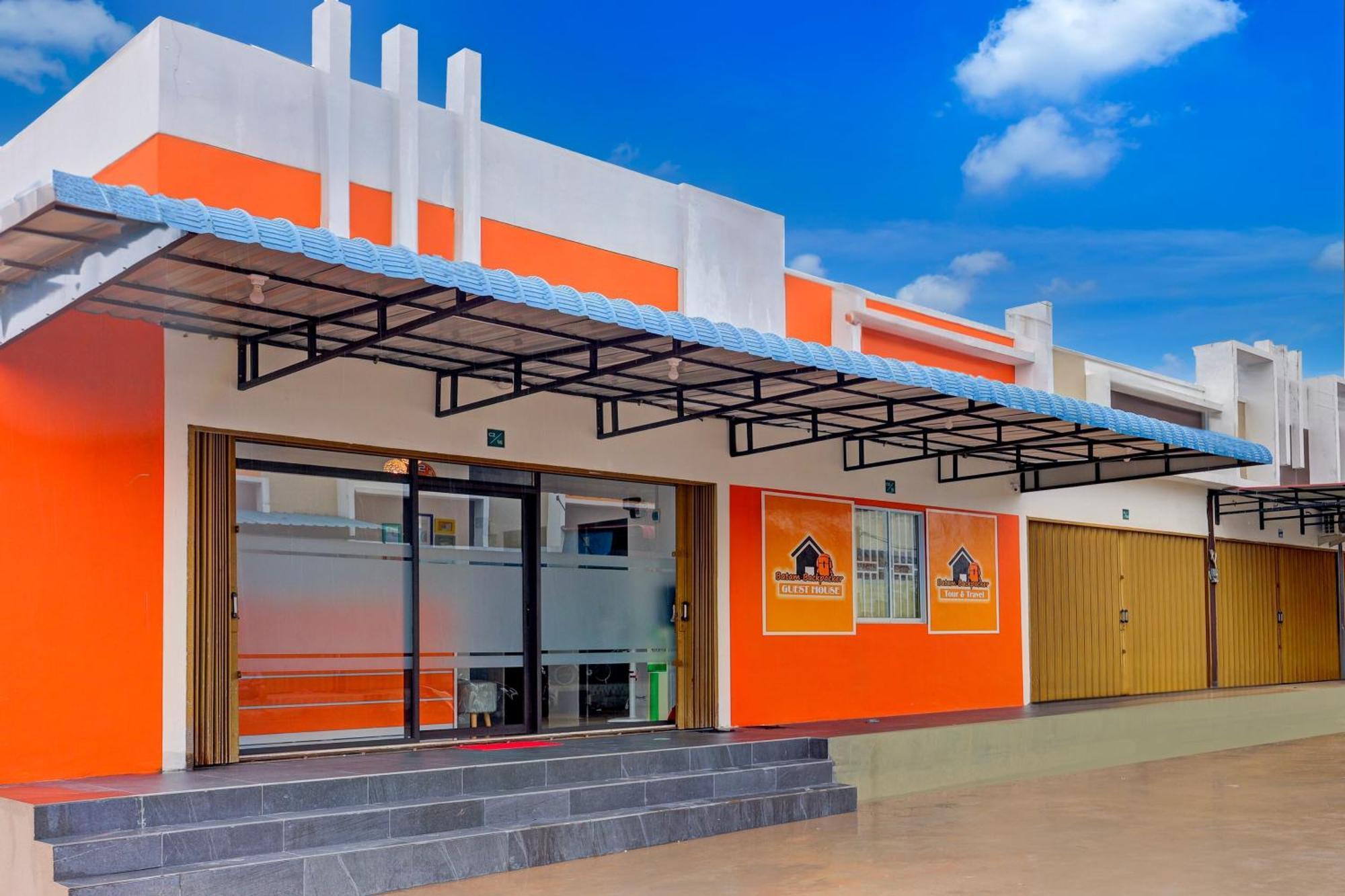 Super Oyo Capital O 93076 Batam Backpacker Guesthouse 2 Pembunuh Екстериор снимка