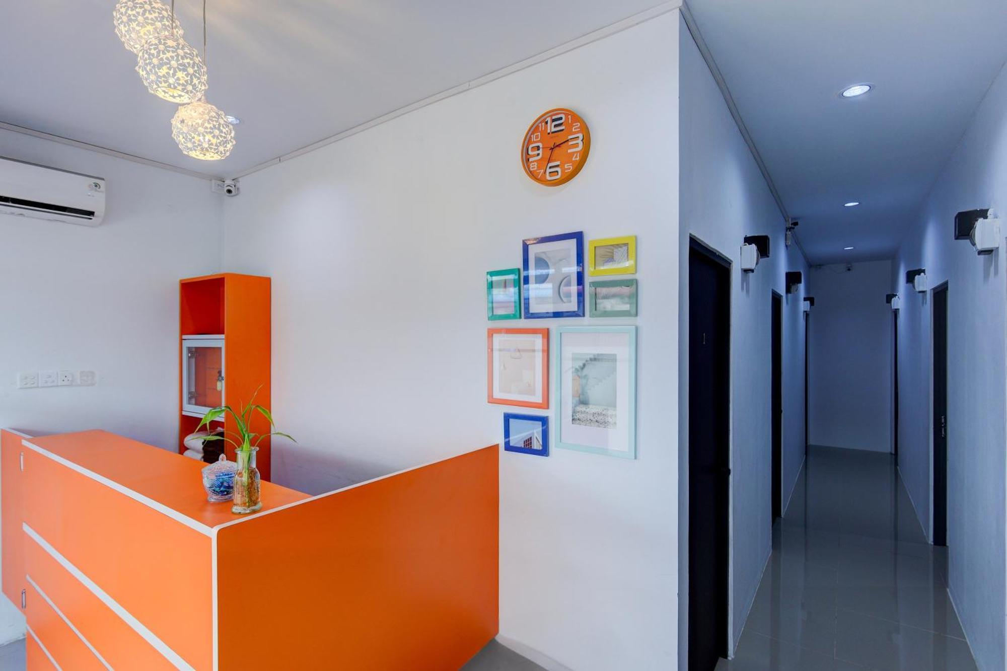 Super Oyo Capital O 93076 Batam Backpacker Guesthouse 2 Pembunuh Екстериор снимка